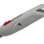 NÓŻ Z OSTRZEM TRAPEZOWYM 155 MM S-17542